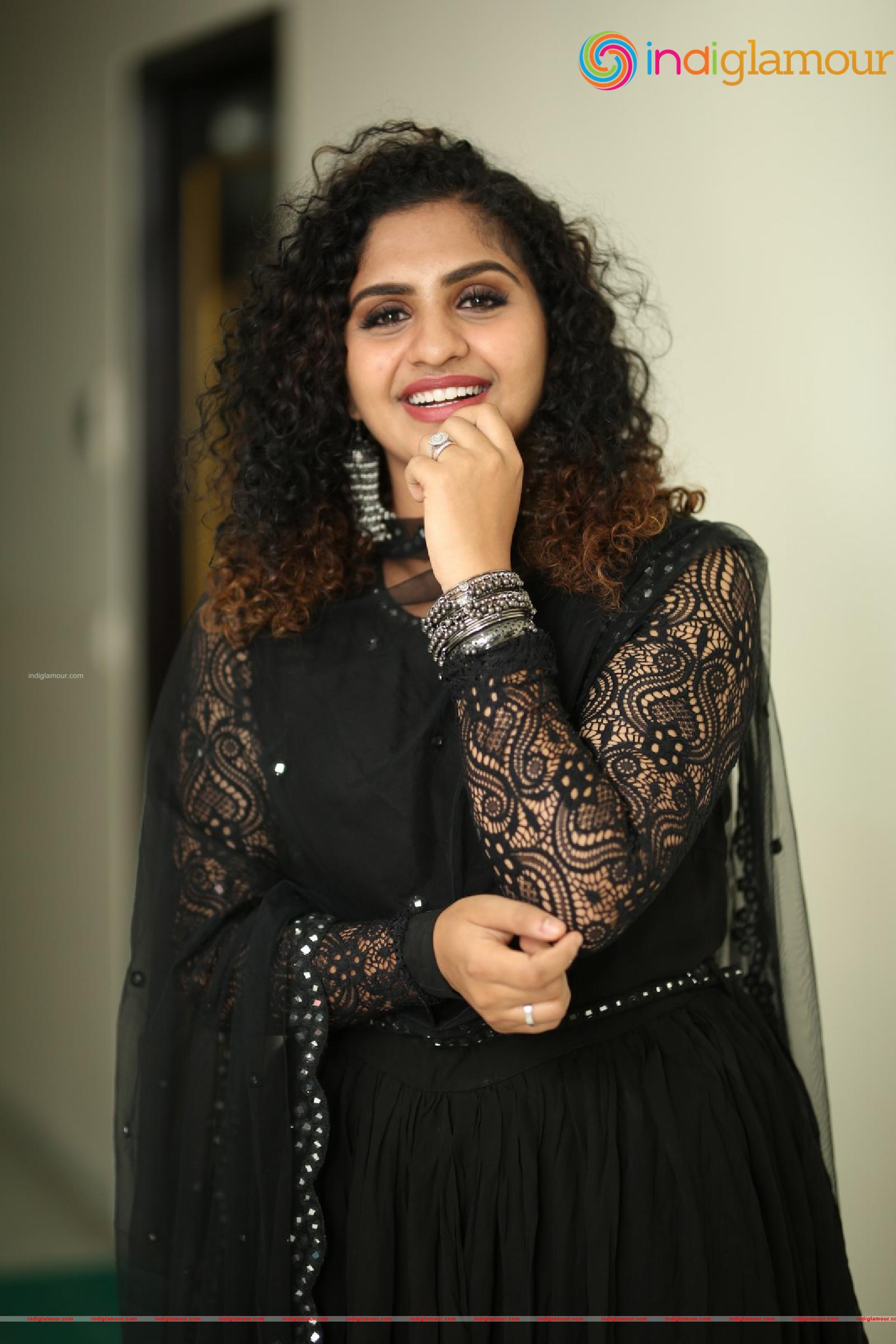 Noorin Shereef Actress hd photo