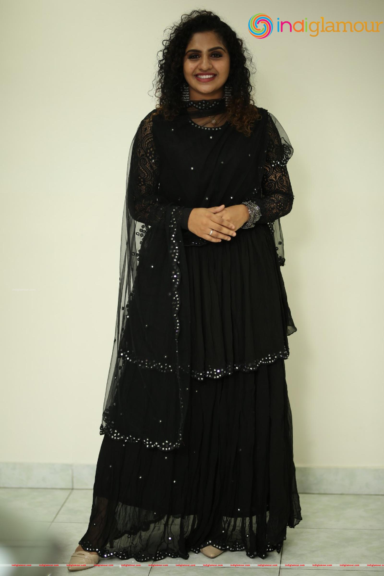 Noorin Shereef Actress hd photo