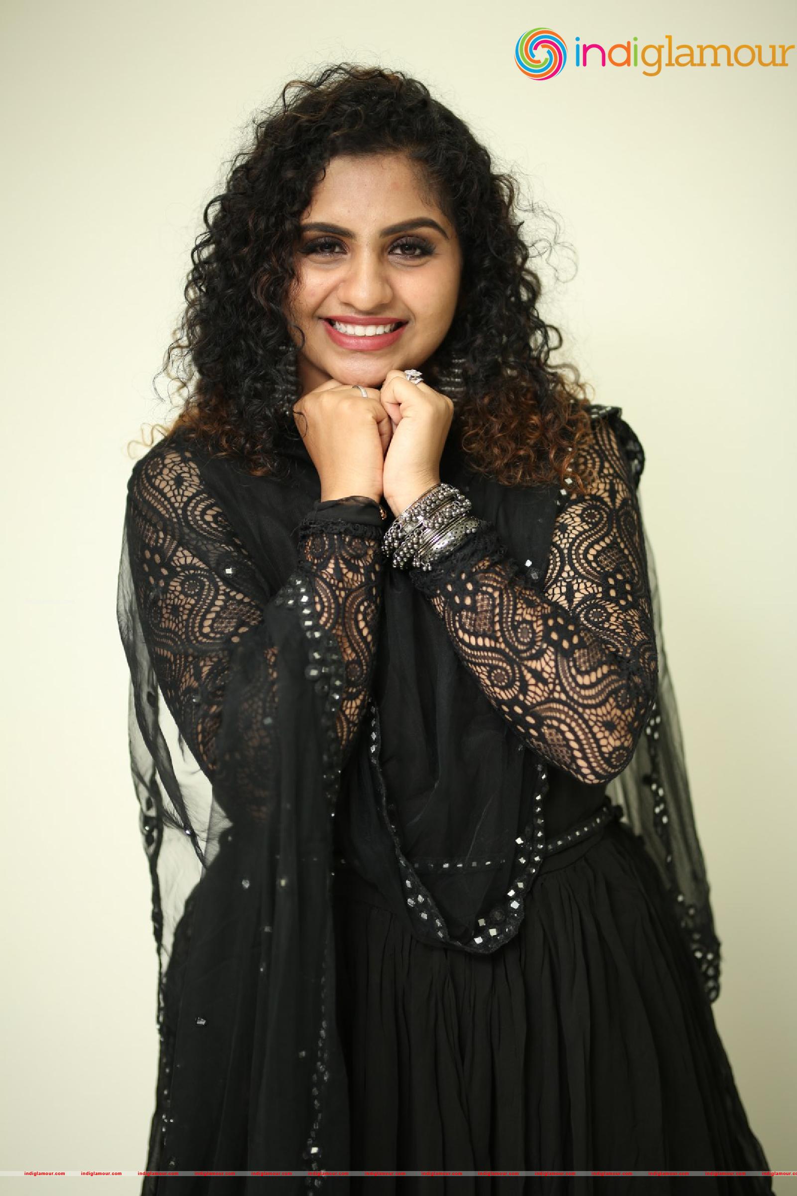 Noorin Shereef Actress hd photo