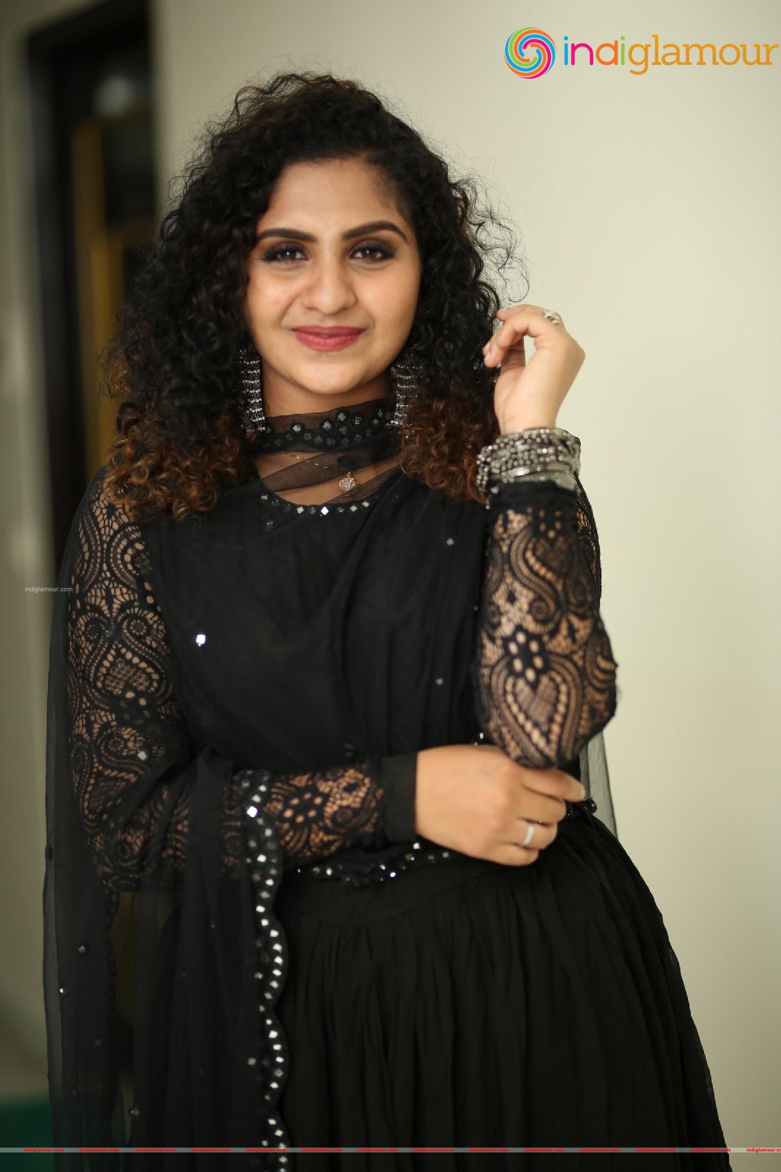 Noorin Shereef Actress hd photo