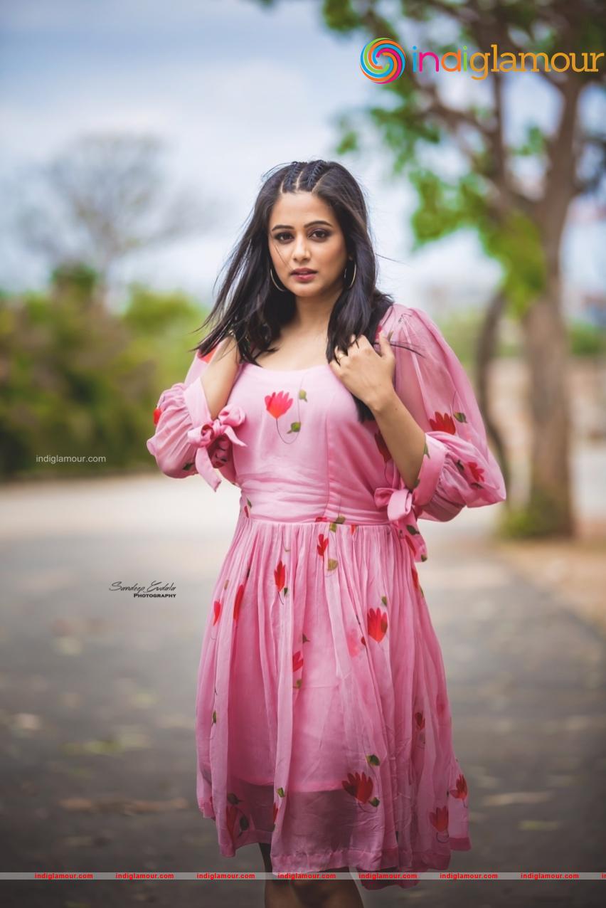 Priyamani Actress hd photo