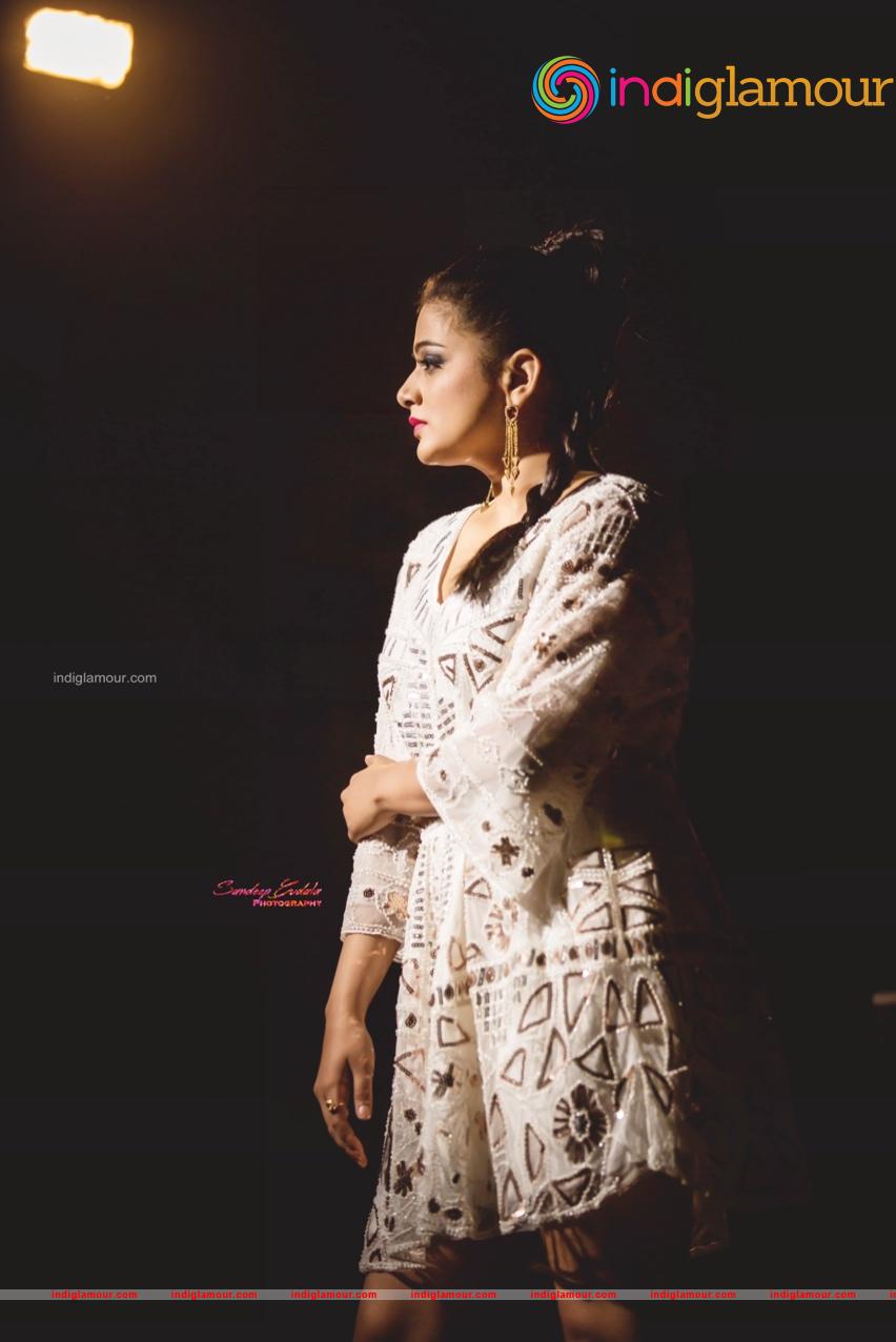 Priyamani Actress hd photo