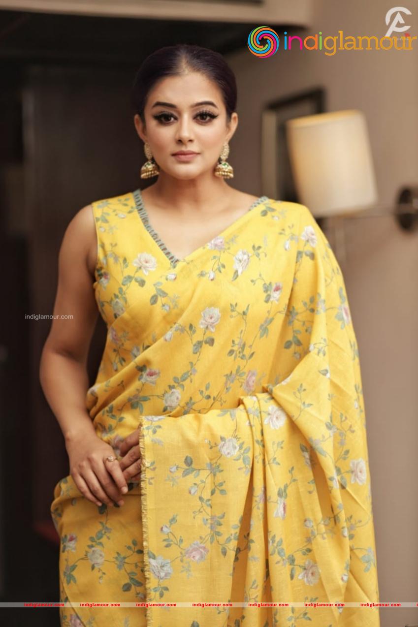 Priyamani Actress hd photo