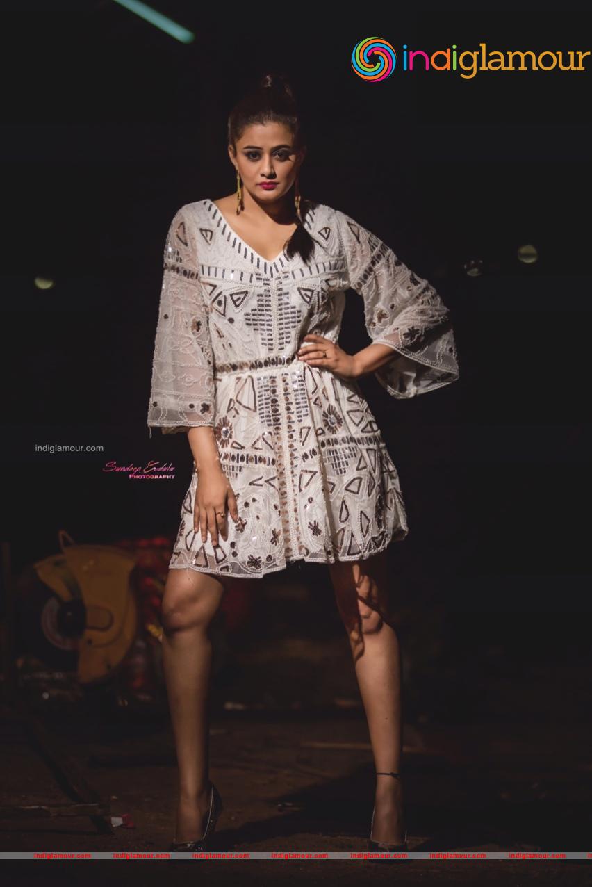 Priyamani Actress hd photo