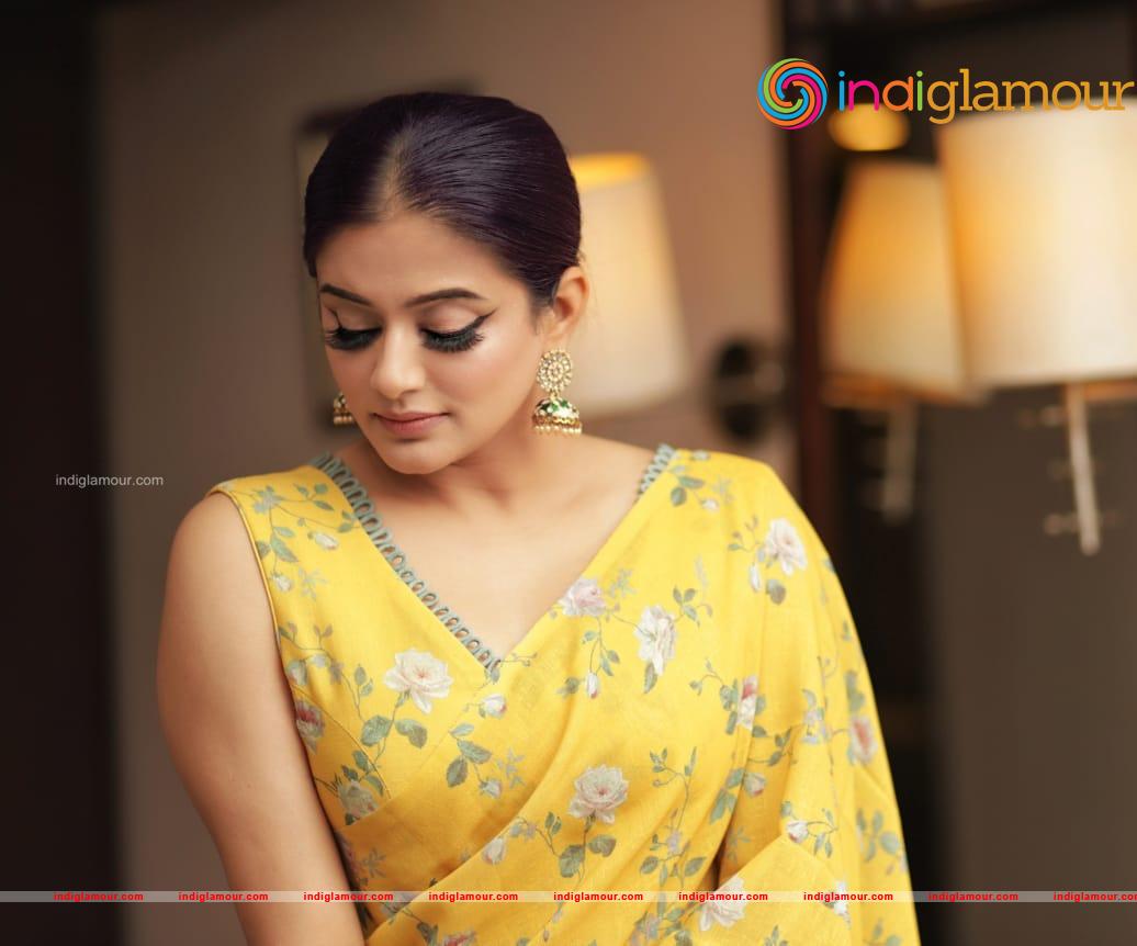 Priyamani Actress hd photo