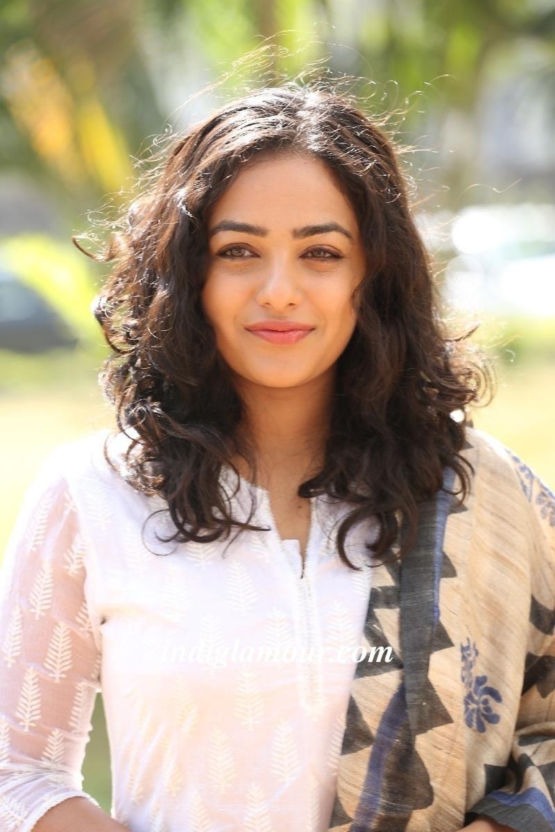 Nithya Menen Actress hd photo