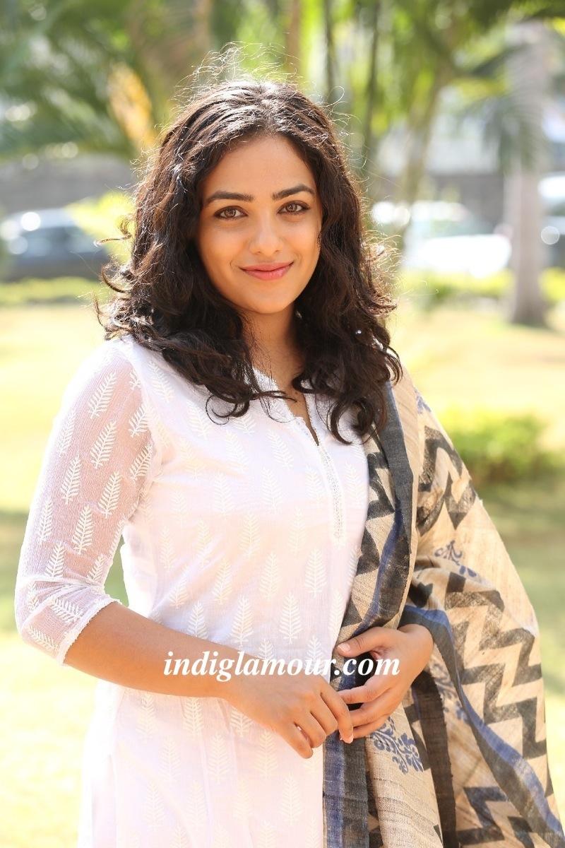 Nithya Menen Actress hd photo