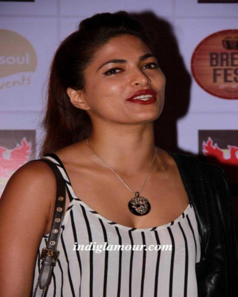 Parvathy Omanakuttan Actress hd photo