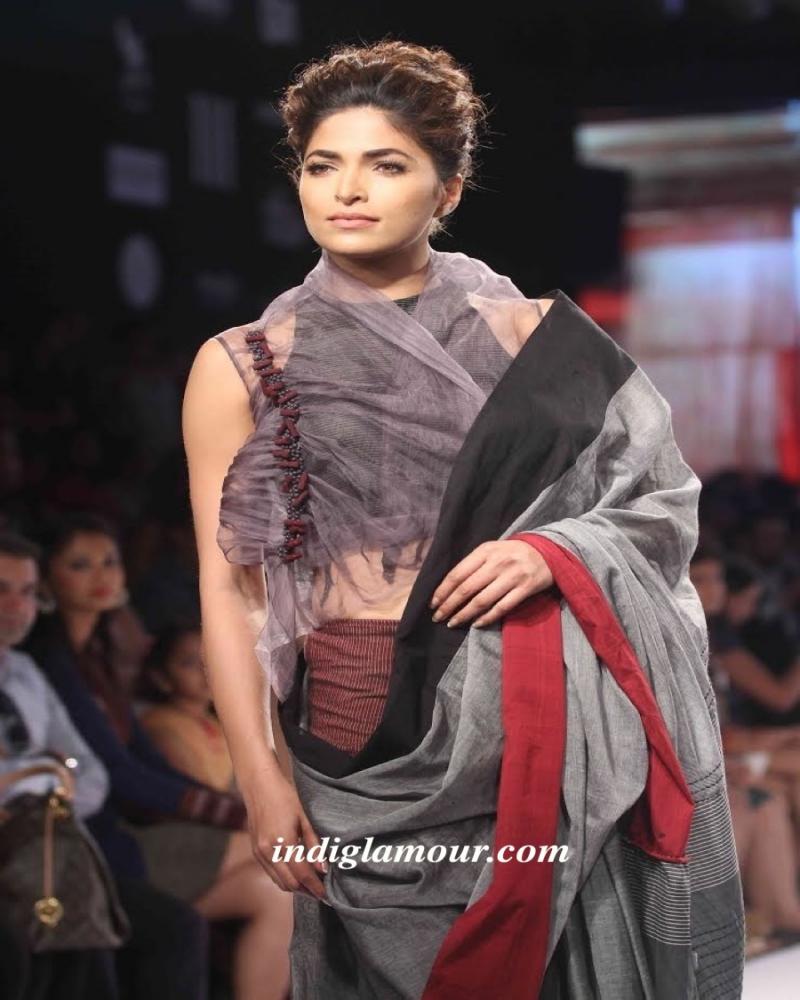 Parvathy Omanakuttan Actress hd photo