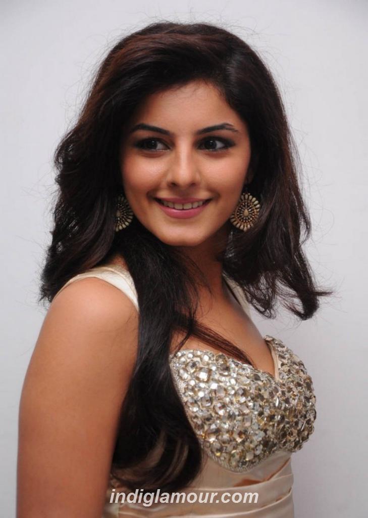 Isha Talwar Actress hd photo