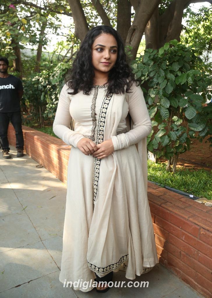 Nithya Menen Actress hd photo