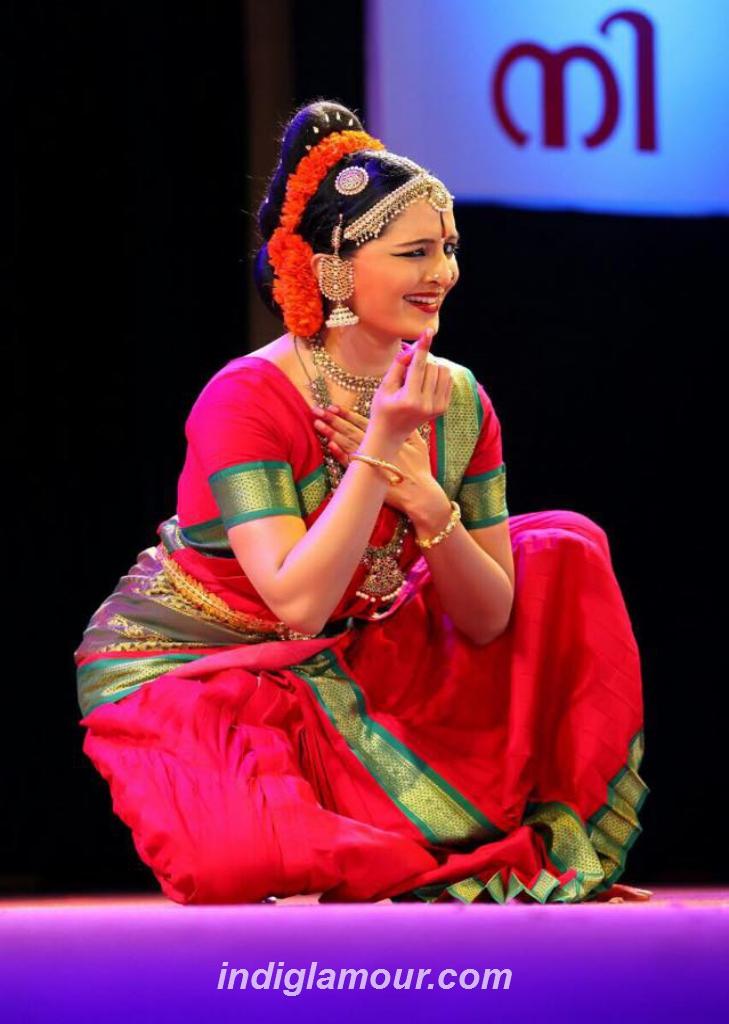 Manju Warrier Actress hd photo