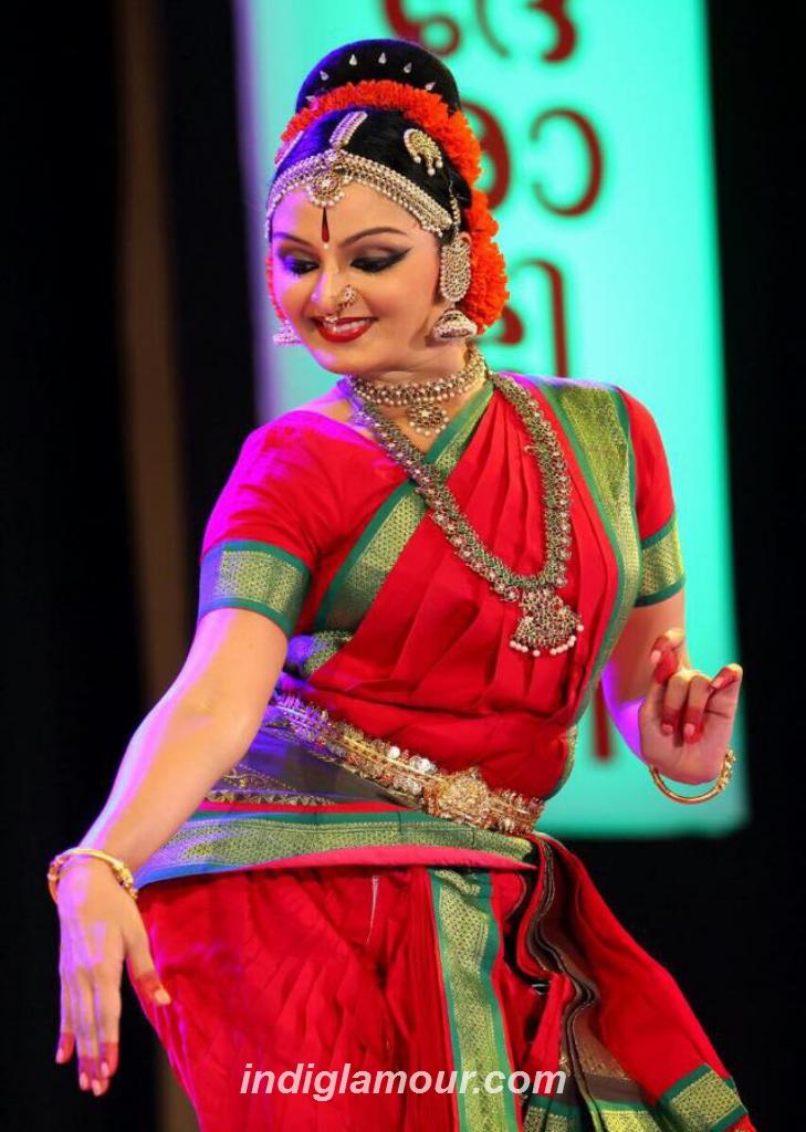 Manju Warrier Actress hd photo