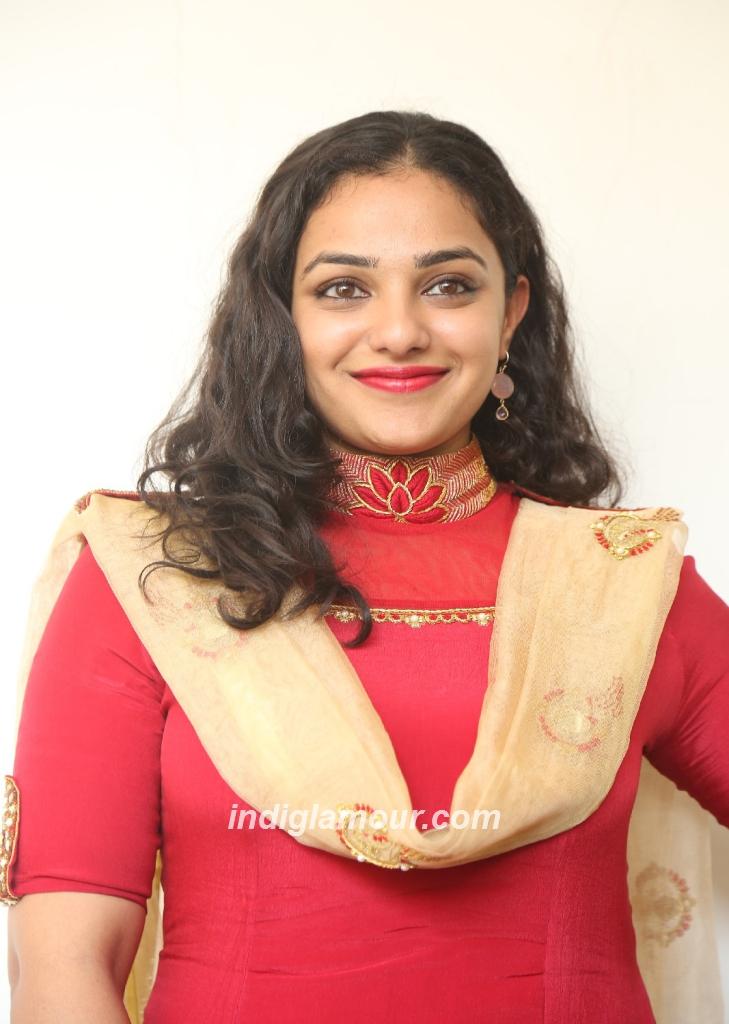 Nithya Menen Actress hd photo
