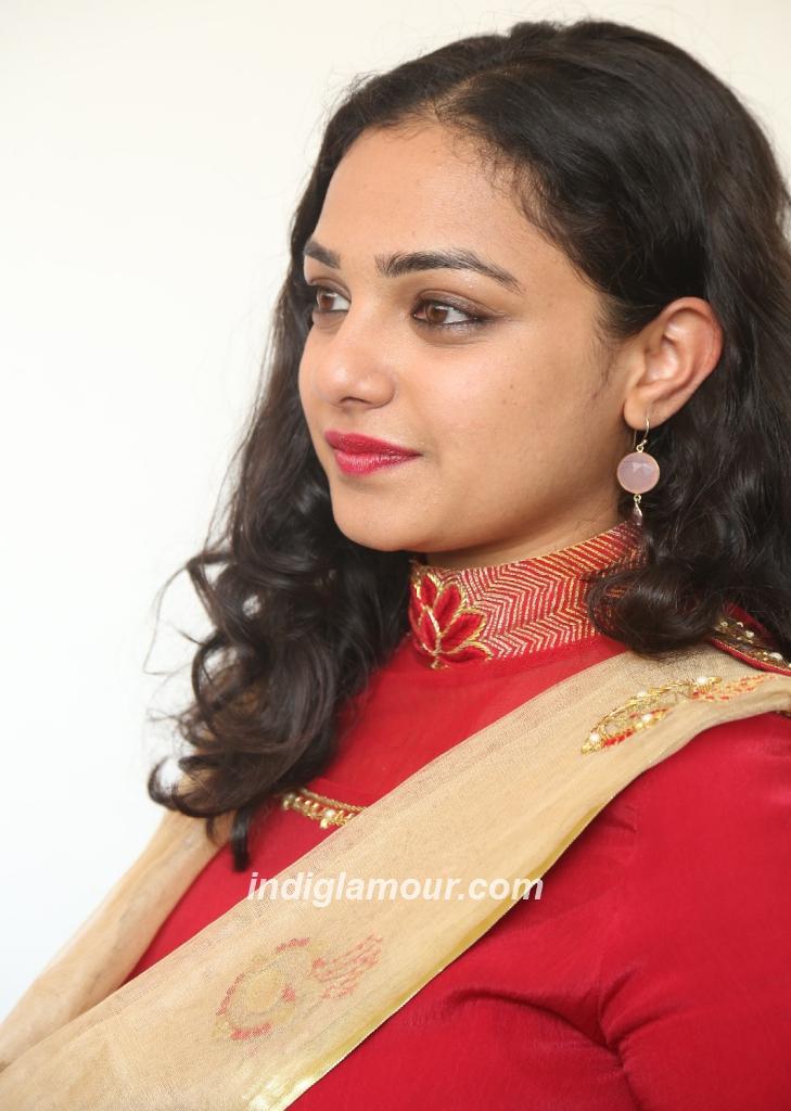 Nithya Menen Actress hd photo