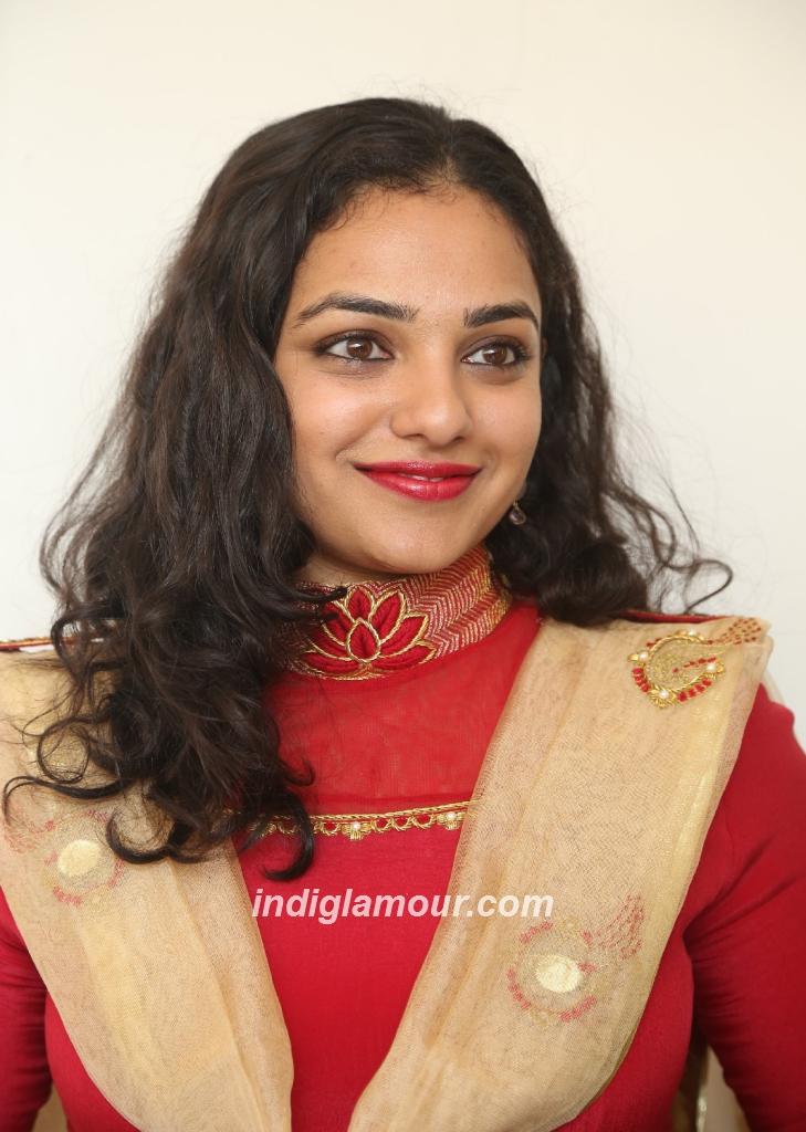 Nithya Menen Actress hd photo