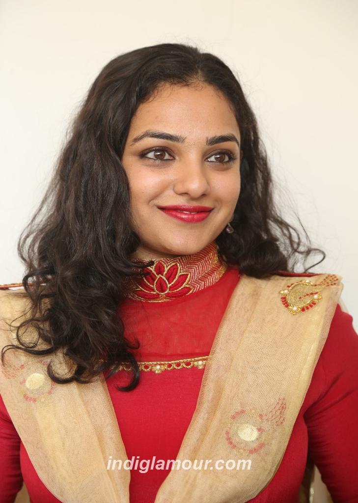 Nithya Menen Actress hd photo