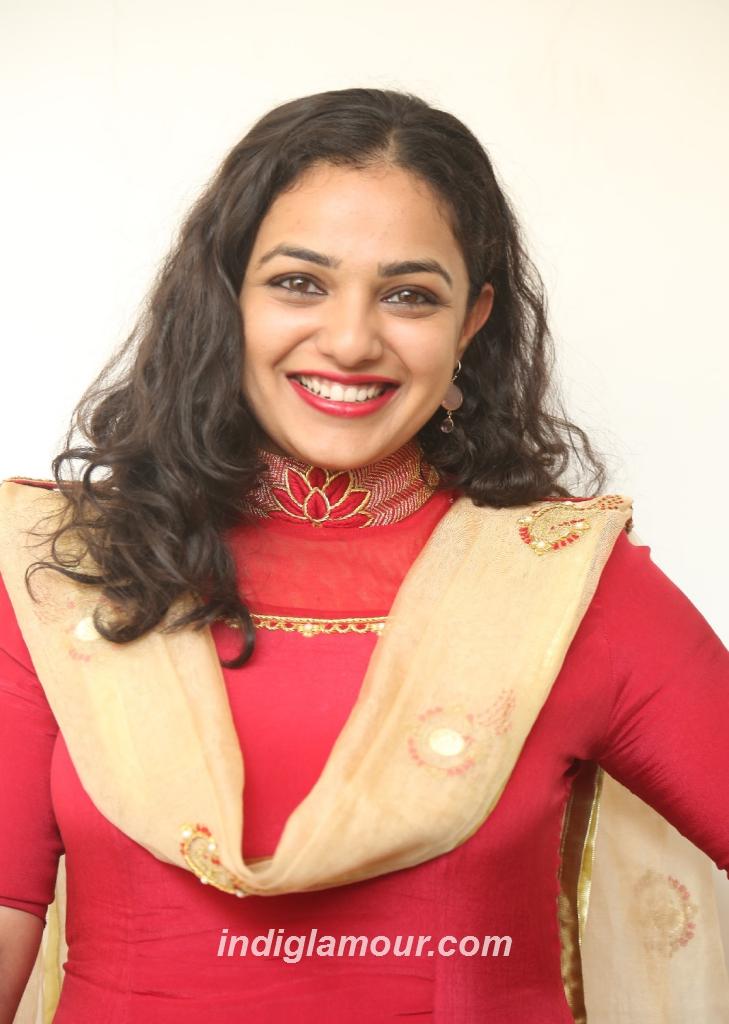 Nithya Menen Actress hd photo