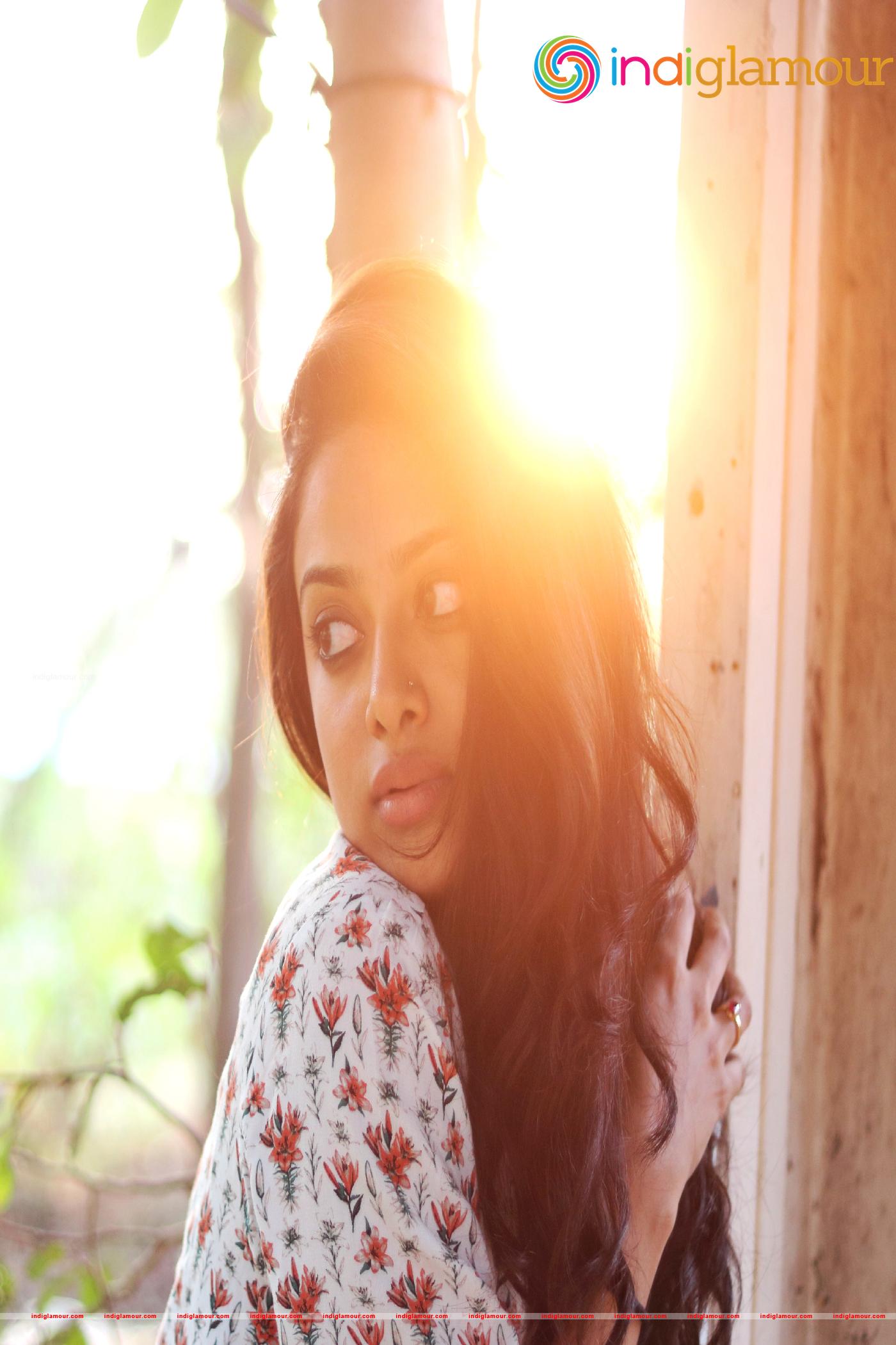 Gauthami Nair Actress hd photo