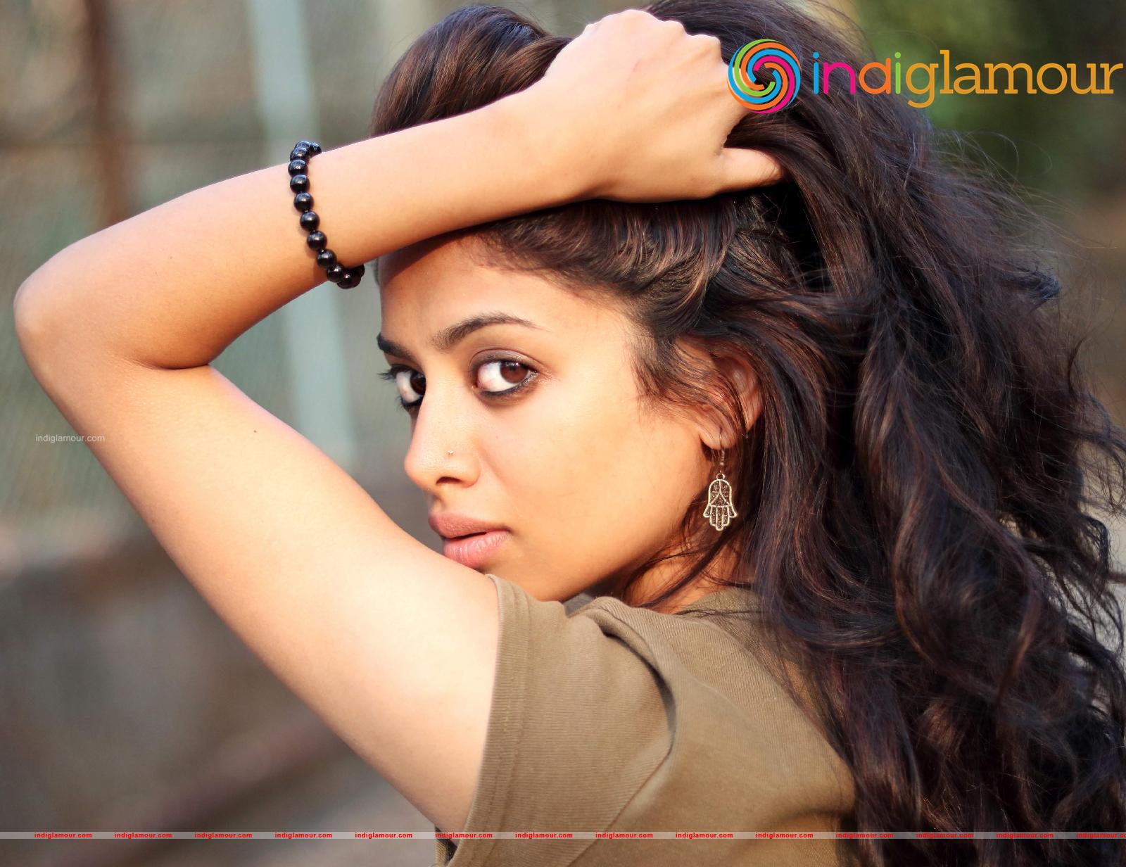 Gauthami Nair Actress hd photo