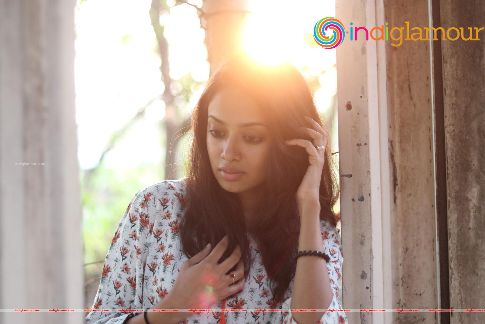 Gauthami Nair Actress hd photo