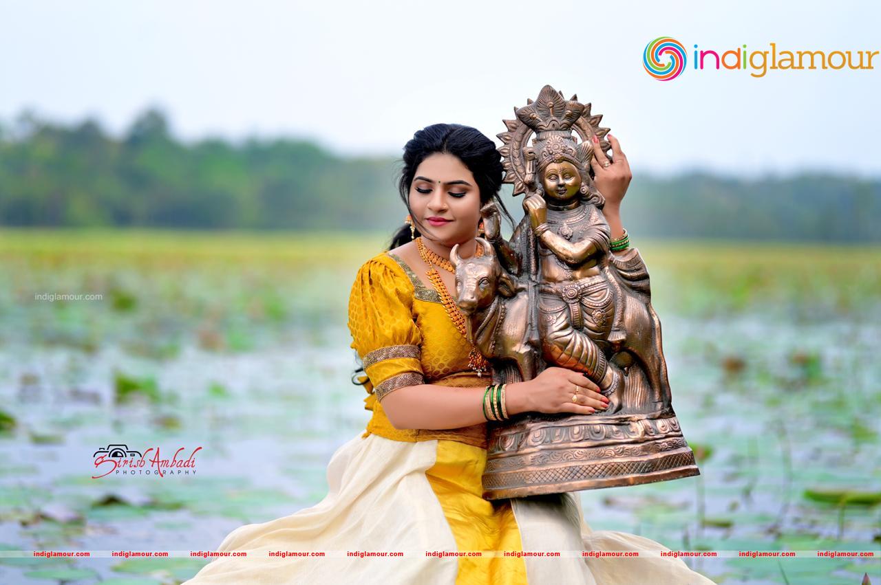 Apsara Actress hd photo
