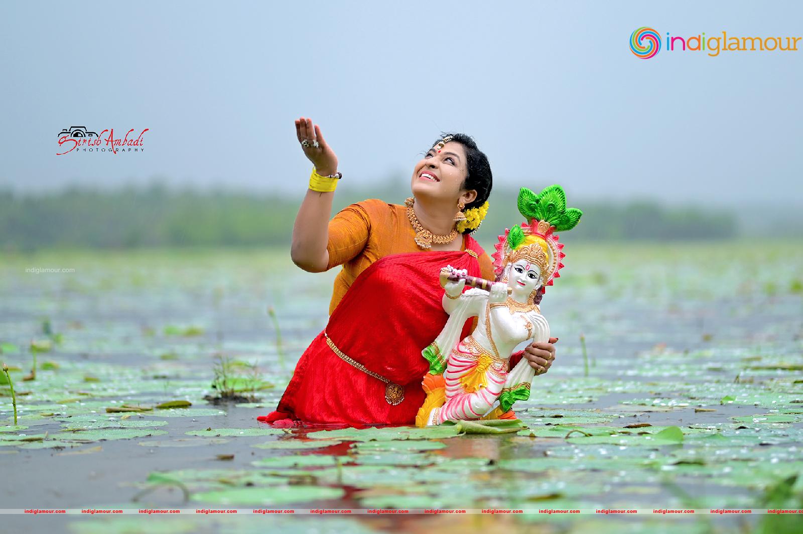 Uma Nair Actress hd photo