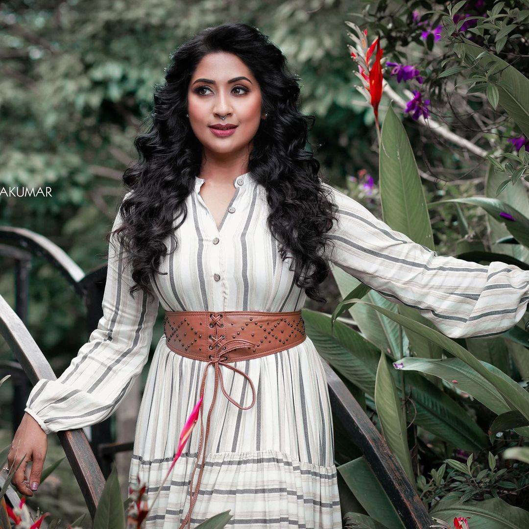 Navya Nair Actress hd photo