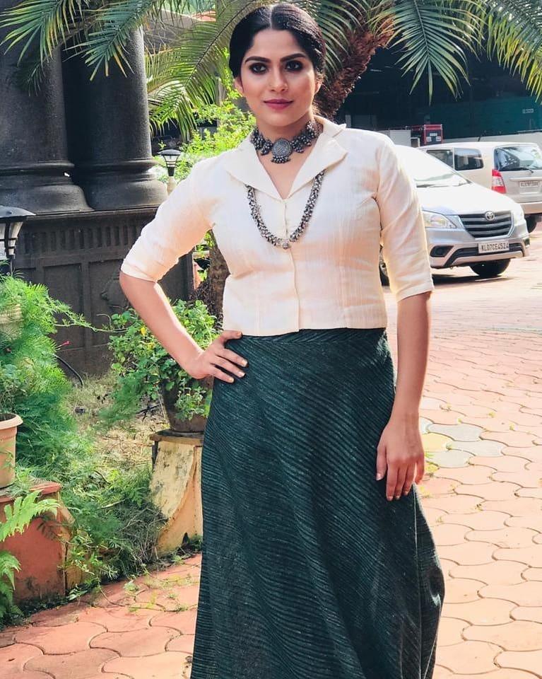 Swasika Actress hd photo
