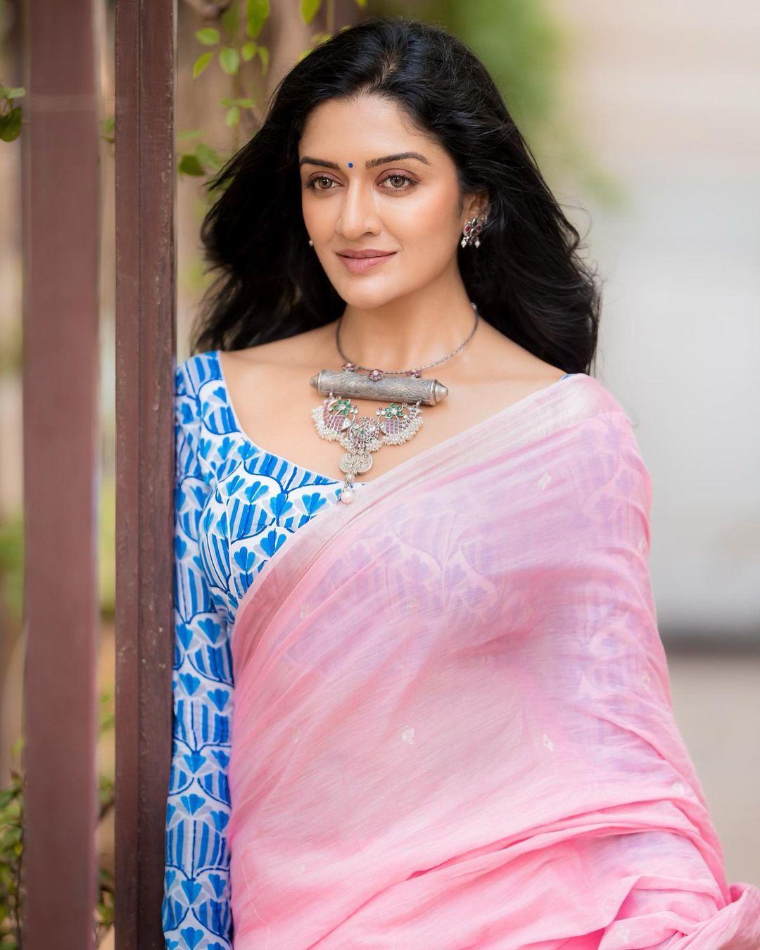 Vimala Raman Actress hd photo