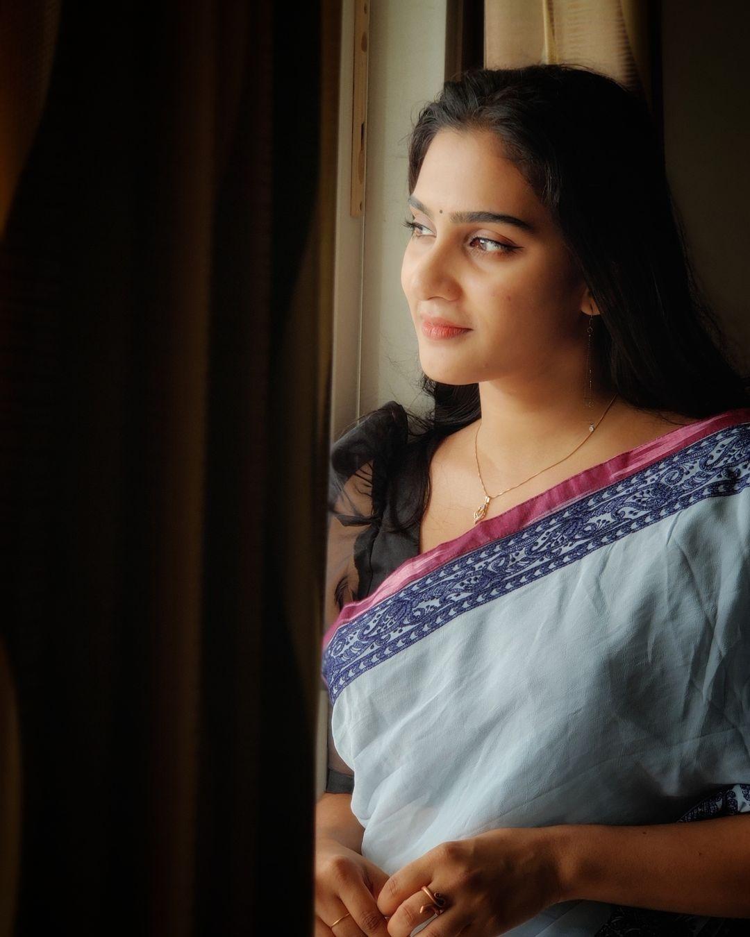 Aditi Ravi Actress hd photo