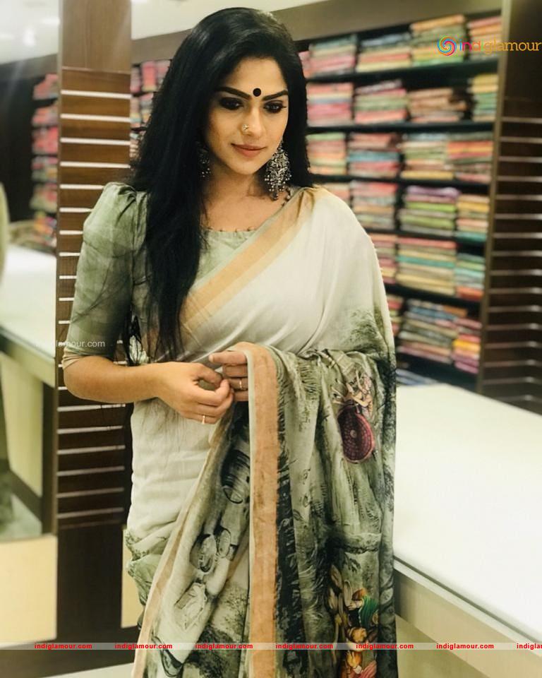 Swasika Actress hd photo