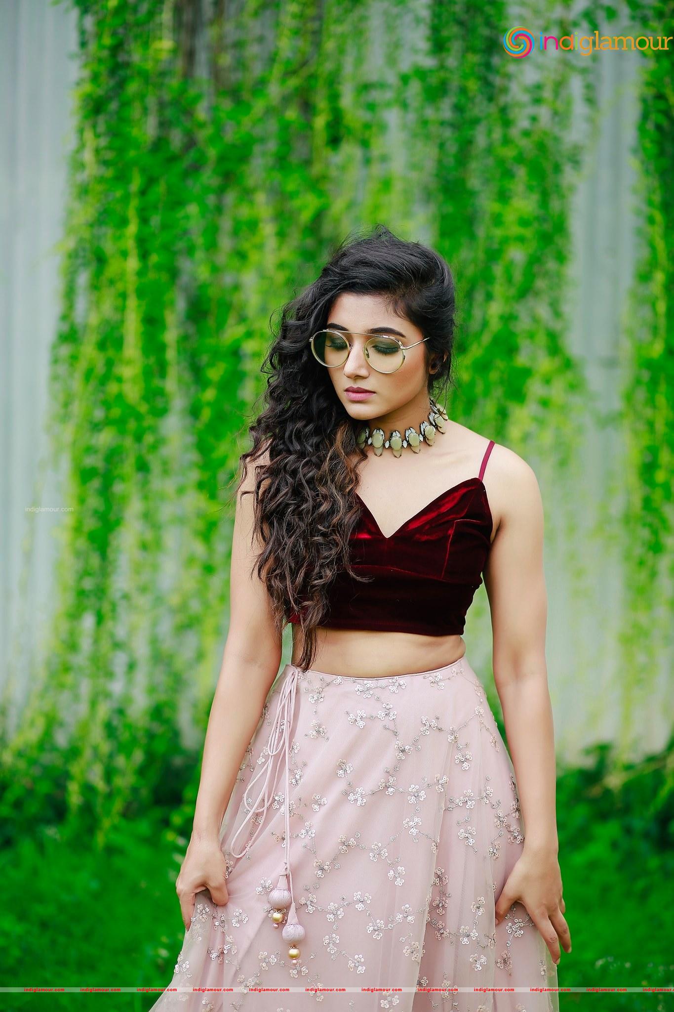 Mirnaa Actress hd photo