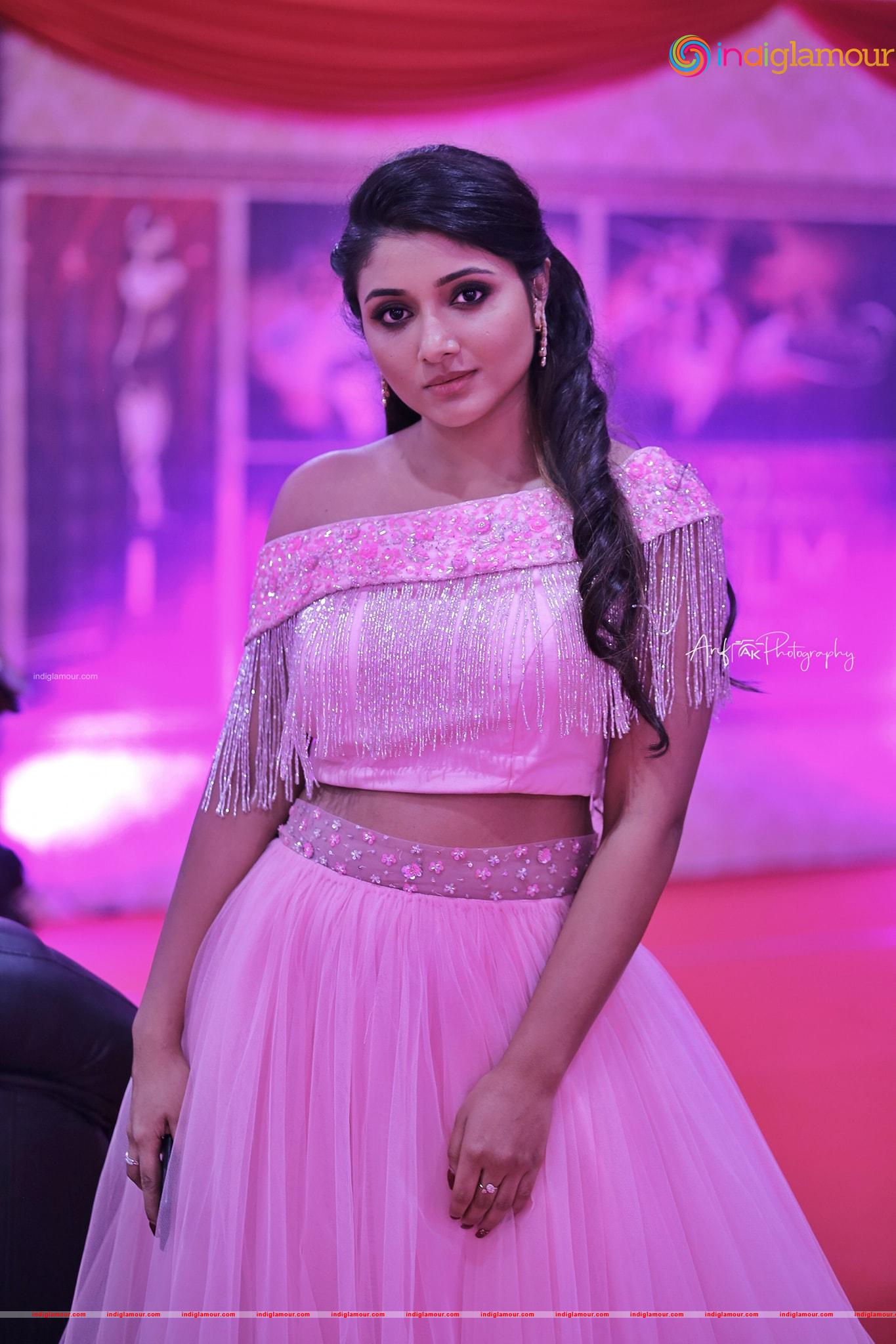 Mirnaa Actress hd photo