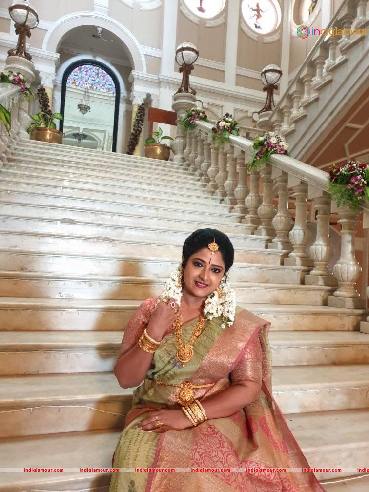 Praveena Actress hd photo
