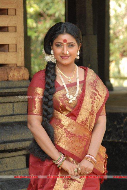 Praveena Actress hd photo