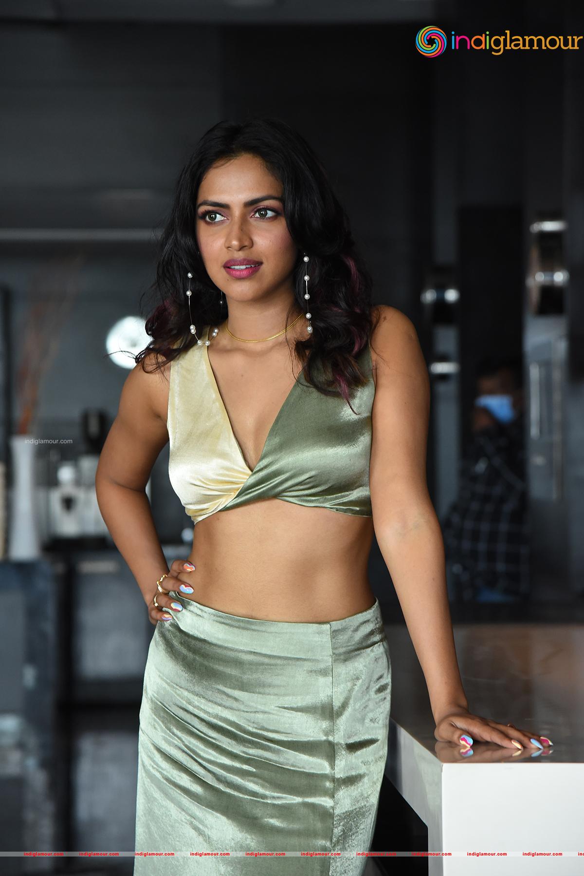 Amala Paul Actress hd photo