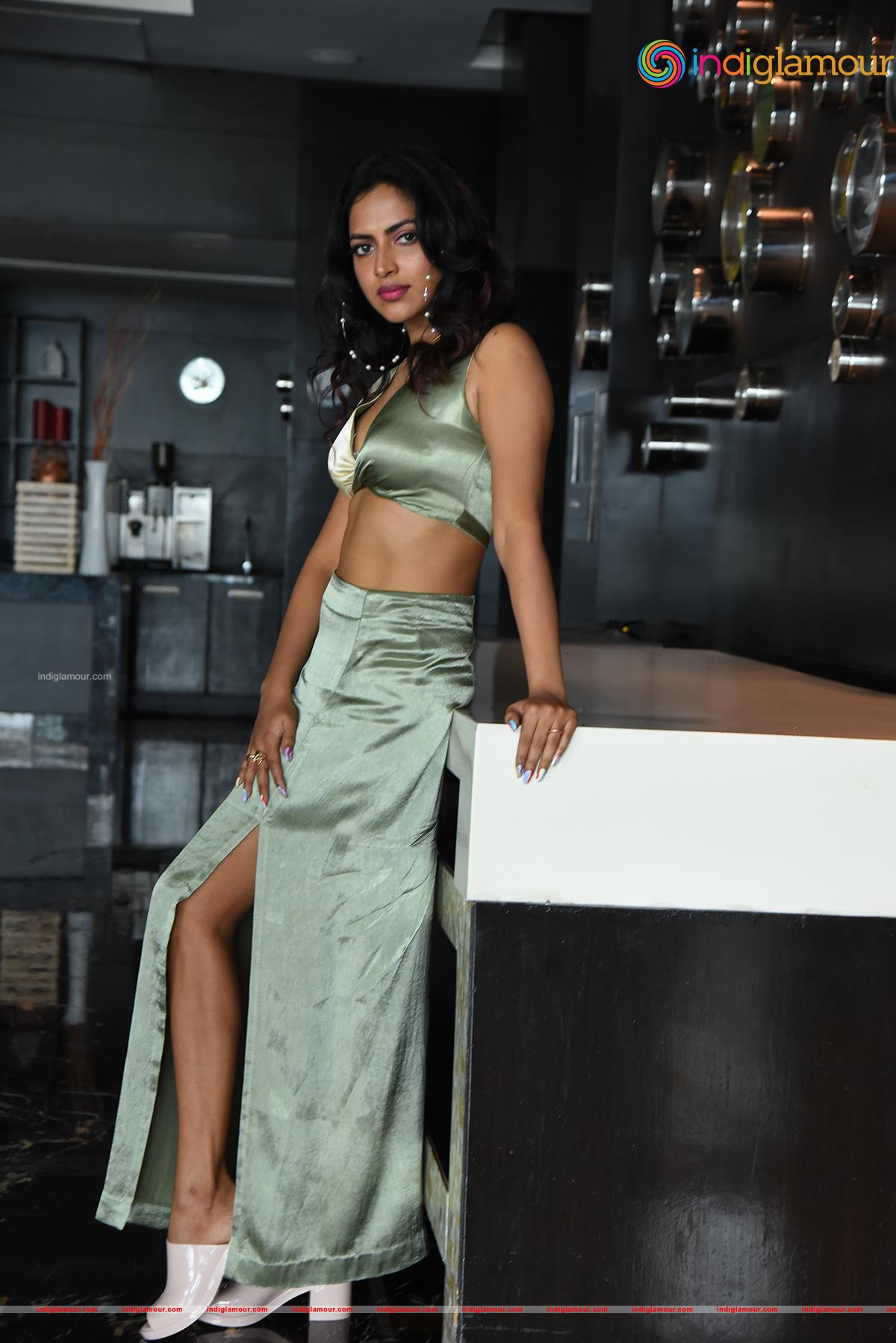 Amala Paul Actress hd photo