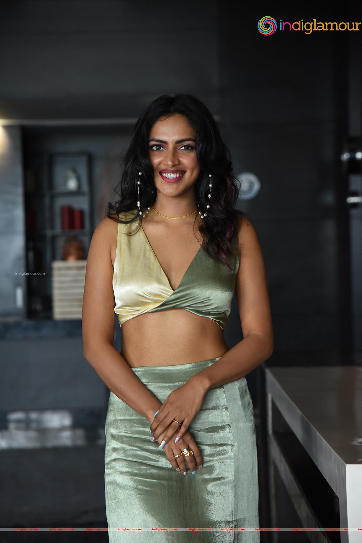 Amala Paul Actress hd photo
