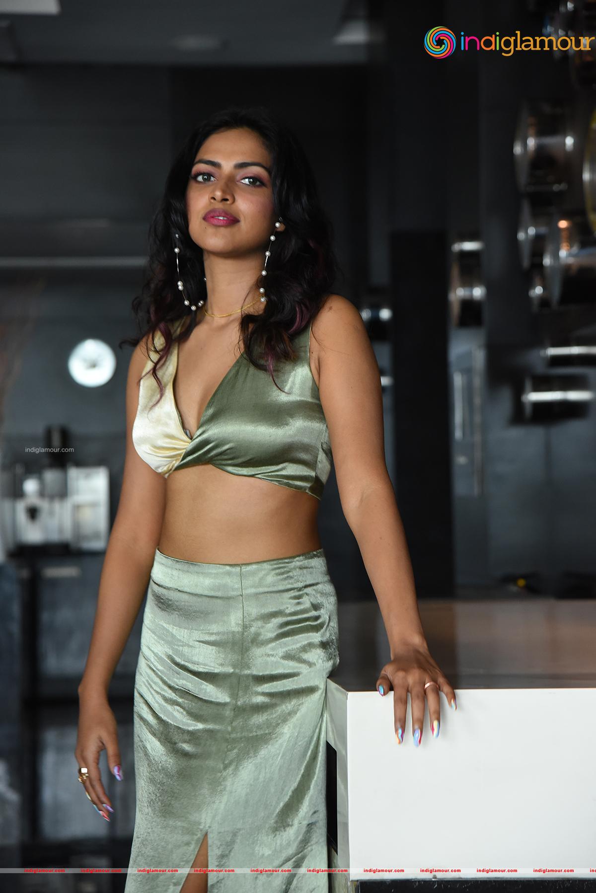 Amala Paul Actress hd photo