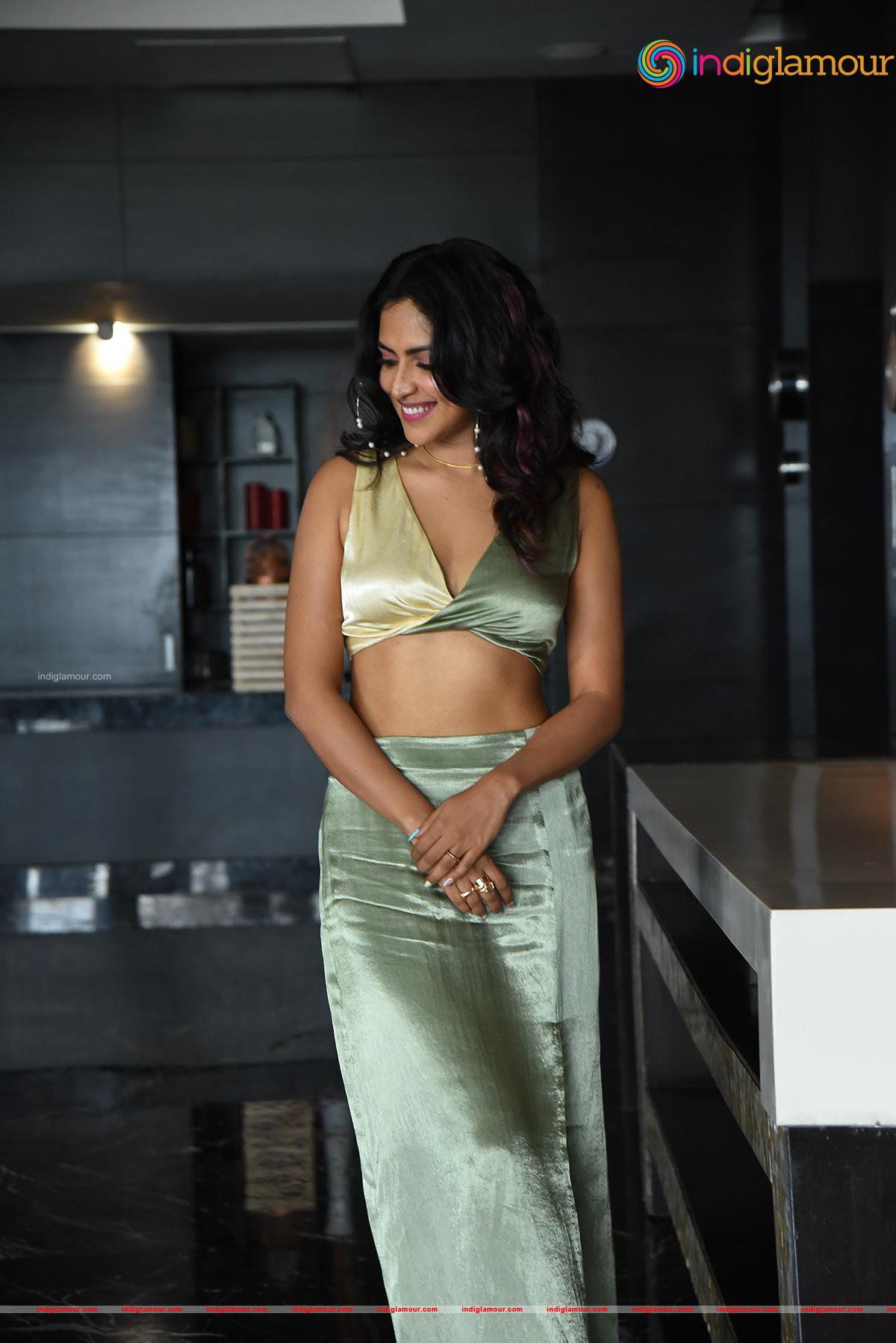 Amala Paul Actress hd photo