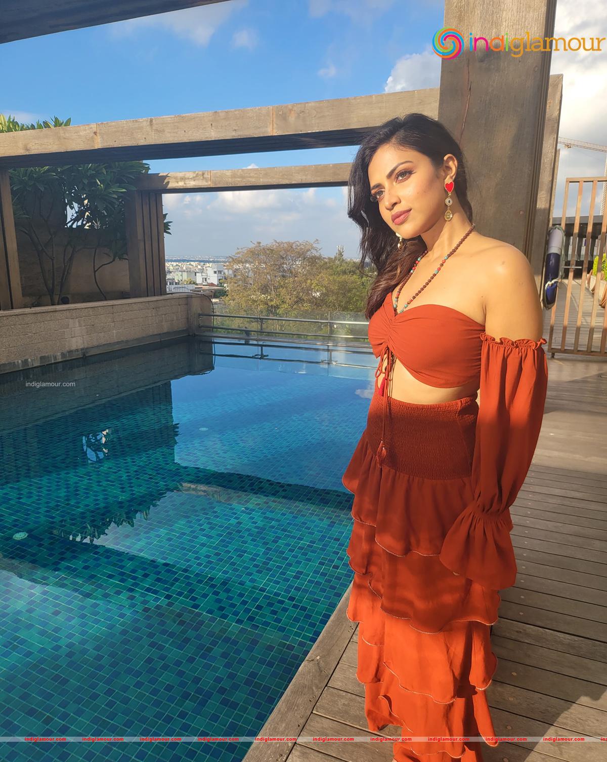 Amala Paul Actress hd photo