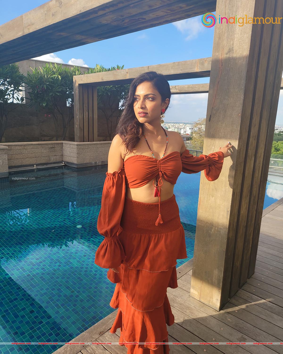 Amala Paul Actress hd photo