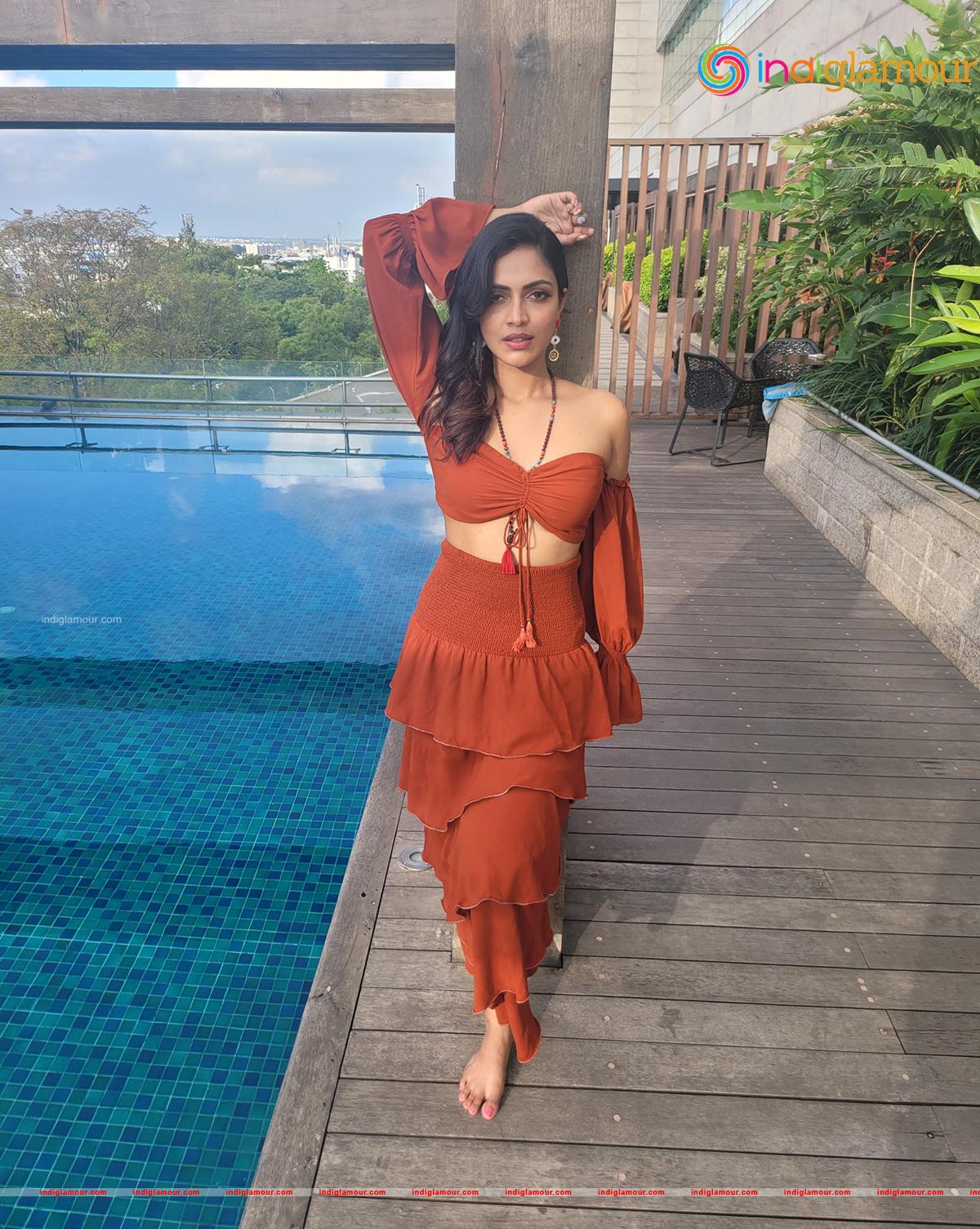 Amala Paul Actress hd photo
