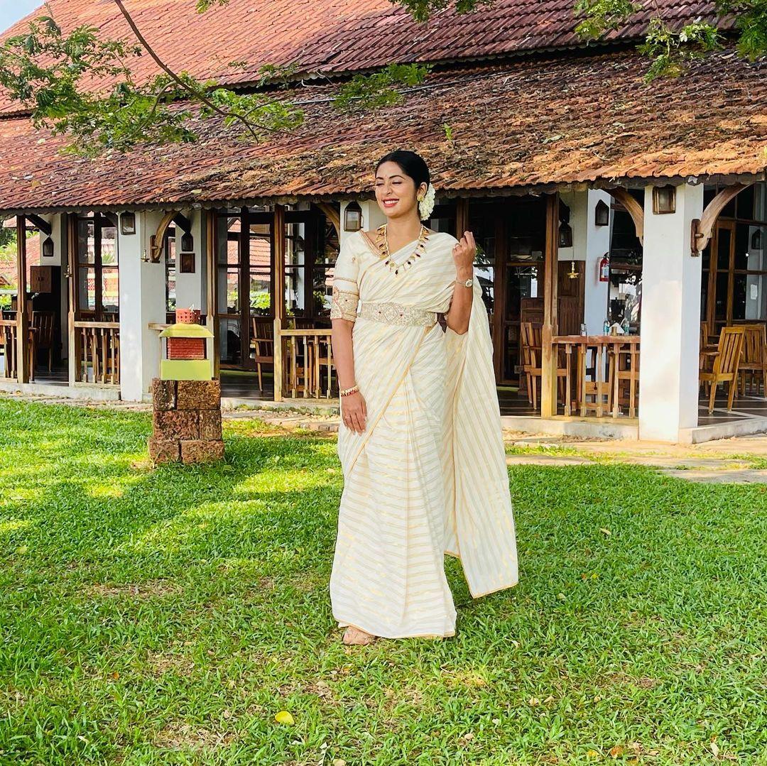 Navya Nair Actress hd photo