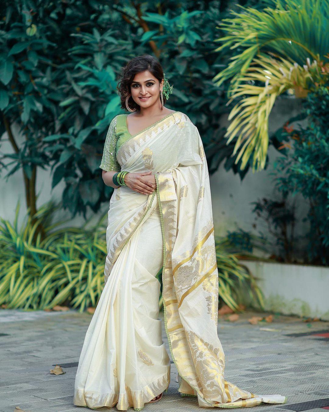 Ramya Nambessan Actress hd photo