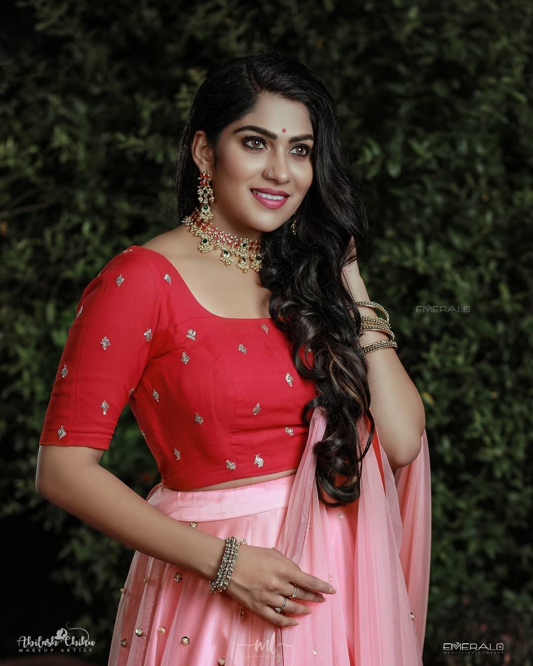 Swasika Actress hd photo