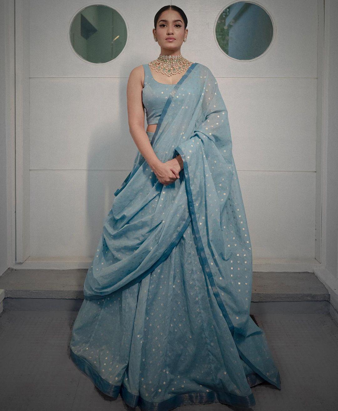 Saniya Iyappan Actress hd photo