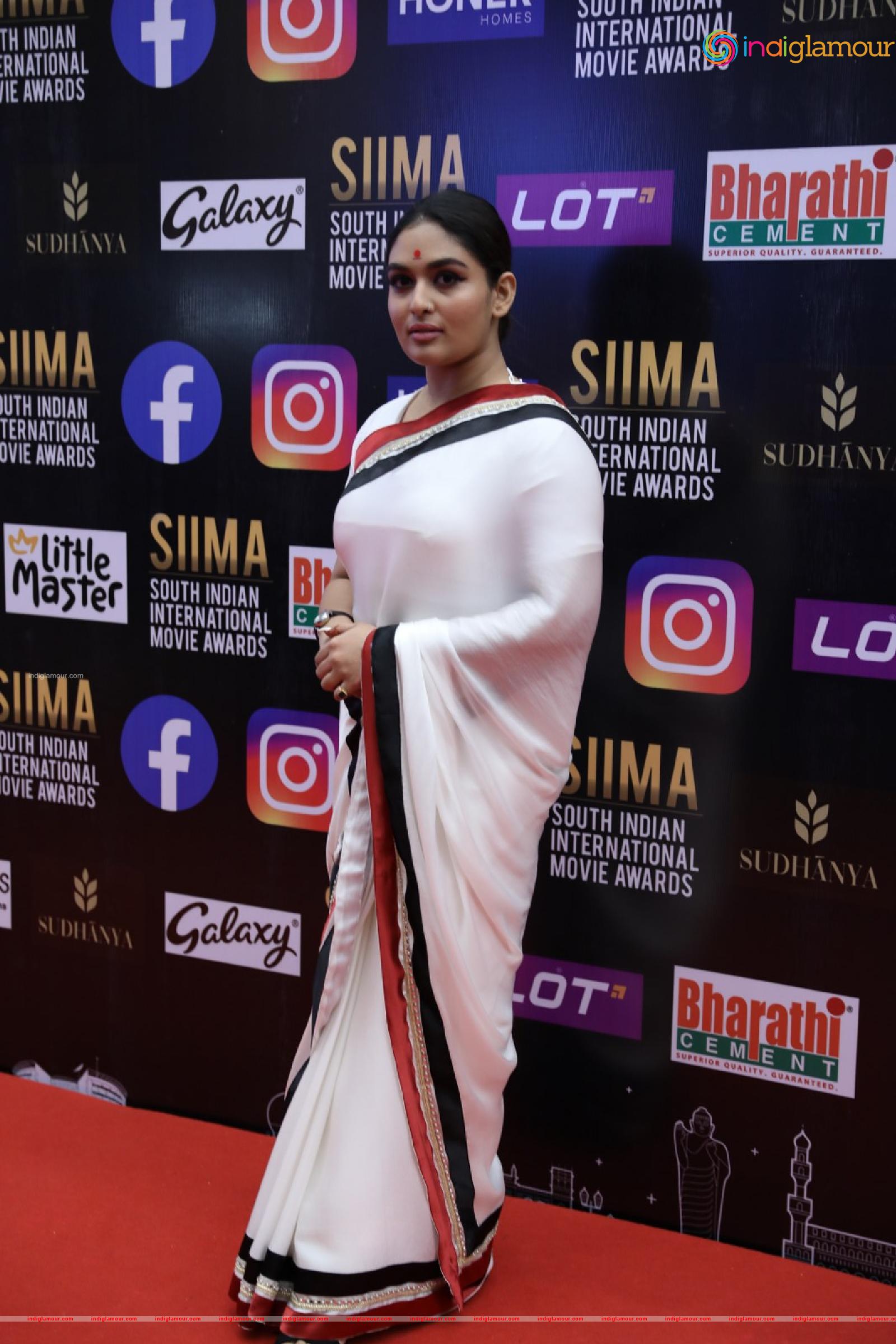 Prayaga Martin Actress hd photo
