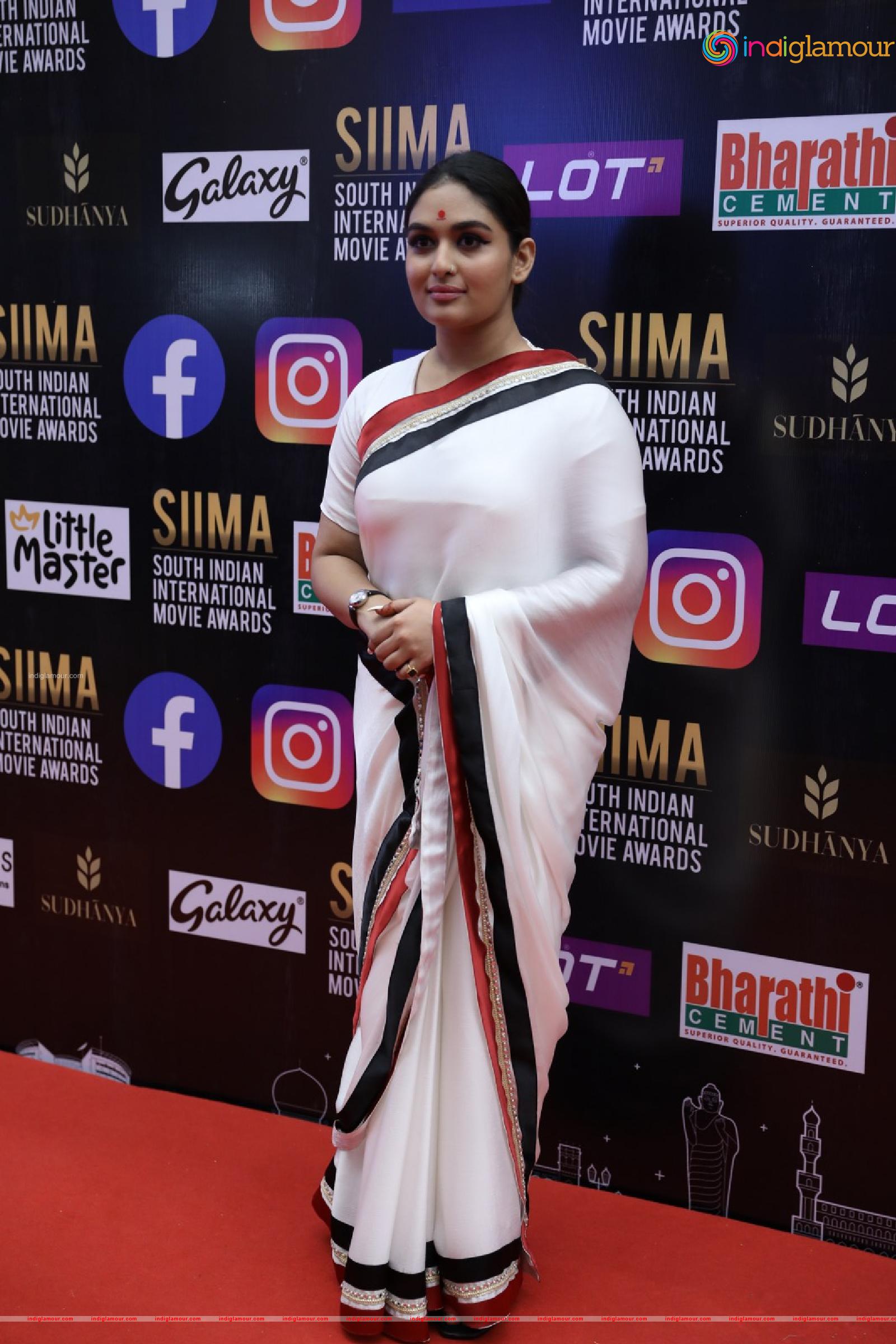Prayaga Martin Actress hd photo